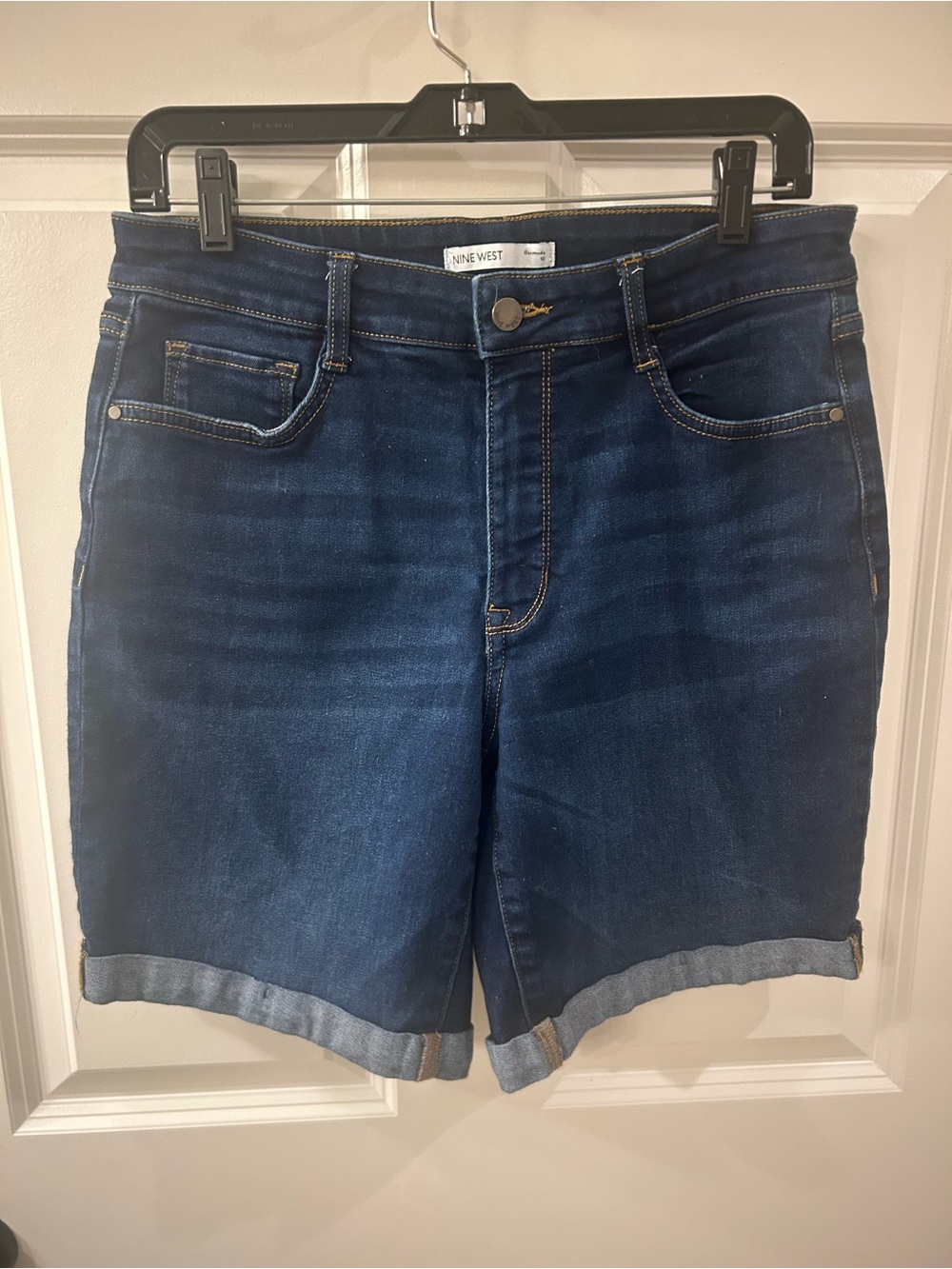 Women’s Nine West Deep Blue Rolled-Hem Denim Shorts Size 10